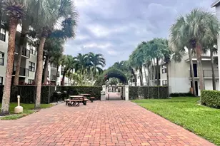 724 Executive Center Dr, West Palm Beach, FL 33401 - Photo 18