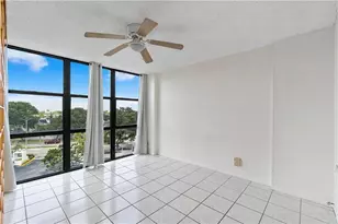 1000 Parkview Dr, Hallandale Beach, FL 33009 - Photo 6