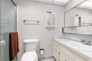 2500 NE 48th Ln, Fort Lauderdale, FL 33308 - Photo 10