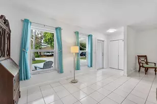 788 NW 7th Dr, Boca Raton, FL 33486 - Photo 6