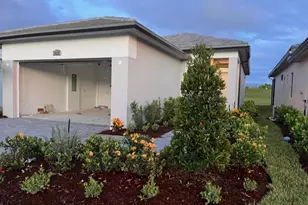 10135 SW Latium Wy, Port Saint Lucie, FL 34987 - Photo 1