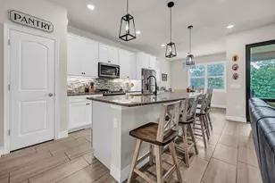 8314 Vaulting Dr, Lake Worth, FL 33467 - Photo 2