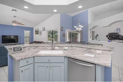 6410 NW Zee Court, Port Saint Lucie, FL 34986 - Photo 10