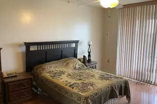 1300 St Charles Pl, Pembroke Pines, FL 33026 - Photo 22