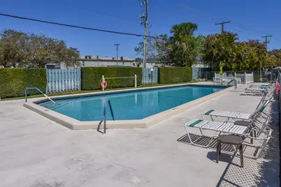 950 S Kanner Highway, Stuart, FL 34994 - Photo 24