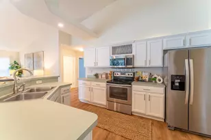 513 SE Cliff Rd, Port Saint Lucie, FL 34984 - Photo 12