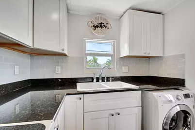 412 El Prado #2, West Palm Beach, FL 33405 - Photo 4