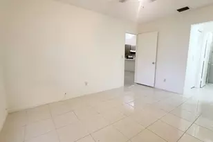 3816 SW 69th Way, Miramar, FL 33023 - Photo 14