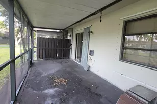 3816 SW 69th Way, Miramar, FL 33023 - Photo 10