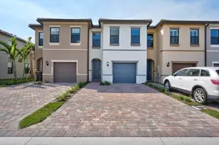 8632 Escue St, Lake Worth, FL 33467 - Photo 1