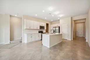 8632 Escue St, Lake Worth, FL 33467 - Photo 6