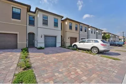8632 Escue Street, Lake Worth, FL 33467 - Photo 2