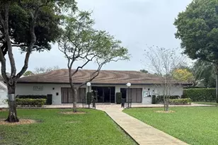 2720 S Oakland Forest Dr, Oakland Park, FL 33309 - Photo 22