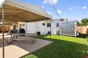 3238 Roosevelt St, Hollywood, FL 33021 - Photo 14