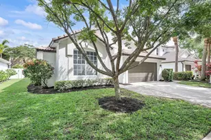 981 Delray Lakes Dr, Delray Beach, FL 33444 - Photo 4