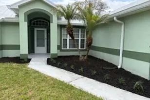 2367 SE Rock Springs Dr, Port Saint Lucie, FL 34952 - Photo 2