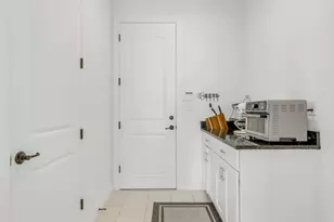 8550 NW 39th Ct, Coral Springs, FL 33065 - Photo 14