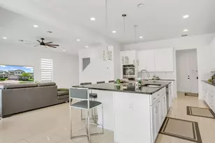 8550 NW 39th Ct, Coral Springs, FL 33065 - Photo 10