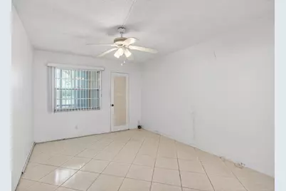 1009 Hythe A, Boca Raton, FL 33434 - Photo 24