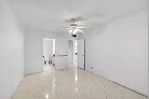 1009 Hythe A, Boca Raton, FL 33434 - Photo 26