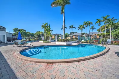 4200 Community Drive, West Palm Beach, FL 33409 - Photo 32