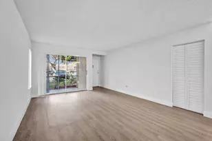 4200 Community Dr, West Palm Beach, FL 33409 - Photo 12