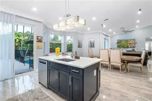 10361 NW 54th Pl, Coral Springs, FL 33076 - Photo 8