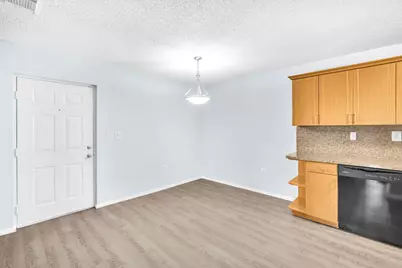 6881 NW 173rd Drive, Hialeah, FL 33015 - Photo 2