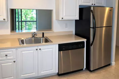 711 N Pine Island Road, Plantation, FL 33324 - Photo 6