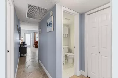 1121 Cambridge F, Deerfield Beach, FL 33442 - Photo 18