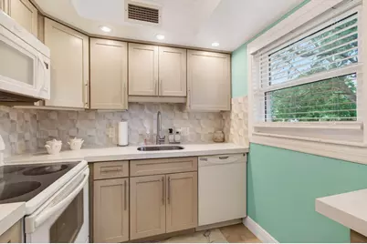 1121 Cambridge F, Deerfield Beach, FL 33442 - Photo 16