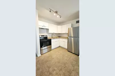 914 10th Street #B, West Palm Beach, FL 33401 - Photo 4