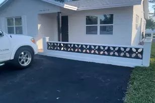 9402 NW 81st Ct, Tamarac, FL 33321 - Photo 1