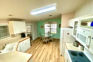 4307 SE Sweetwood Way, Stuart, FL 34997 - Photo 4