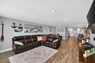 3040 Lake Shore Drive, Riviera Beach, FL 33404 - Photo 18