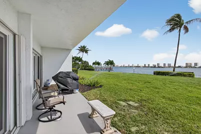 3040 Lake Shore Drive, Riviera Beach, FL 33404 - Photo 44