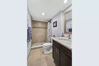 3040 Lake Shore Drive, Riviera Beach, FL 33404 - Photo 32