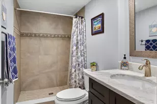 3040 Lake Shore Dr, Riviera Beach, FL 33404 - Photo 32