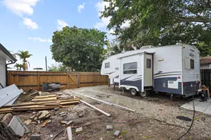 5231 Norma Elaine Rd, West Palm Beach, FL 33417 - Photo 38