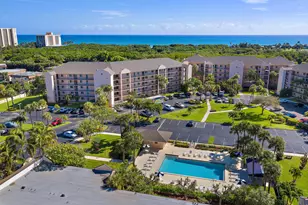 275 Palm Ave, Jupiter, FL 33477 - Photo 2