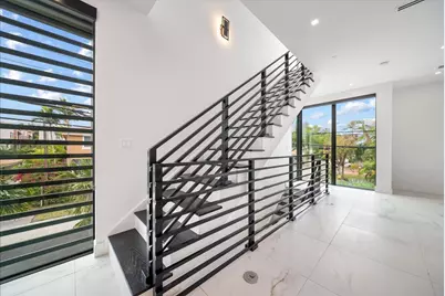 1052 N Victoria Park Road, Fort Lauderdale, FL 33304 - Photo 10