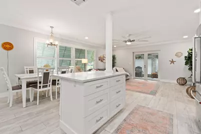 819 SE Stypmann Boulevard, Stuart, FL 34994 - Photo 10