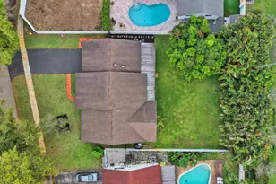 8650 SW 51st St, Cooper City, FL 33328 - Photo 4