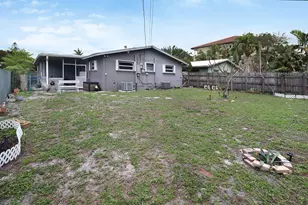 832 NE 22nd Dr, Wilton Manors, FL 33305 - Photo 38