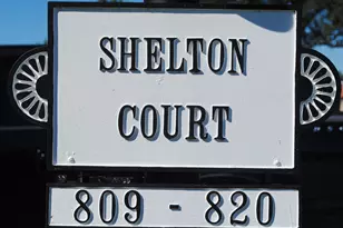 815 Salem Ln, Lake Worth, FL 33467 - Photo 2