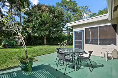 6108 Rainbow Court, Greenacres, FL 33463 - Photo 24