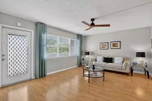 2074 Cambridge D, Deerfield Beach, FL 33442 - Photo 4