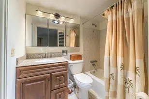 2020 Lake Osborne Dr, Lake Worth Beach, FL 33461 - Photo 14
