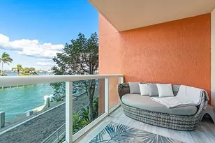 2650 Lake Shore Dr, Riviera Beach, FL 33404 - Photo 14