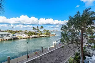 2650 Lake Shore Dr, Riviera Beach, FL 33404 - Photo 40